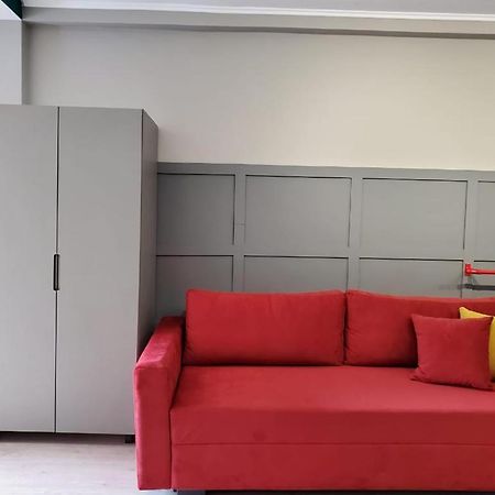 Helga'S Deluxe 3 Apartment تيرانا المظهر الخارجي الصورة