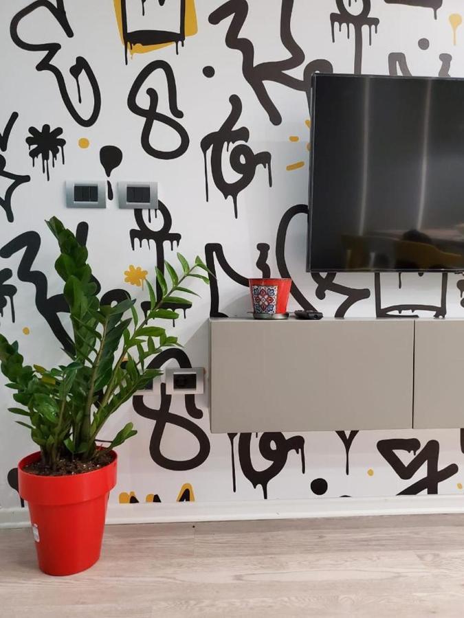 Helga'S Deluxe 3 Apartment تيرانا المظهر الخارجي الصورة