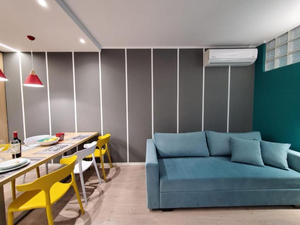 Helga'S Deluxe 3 Apartment تيرانا المظهر الخارجي الصورة