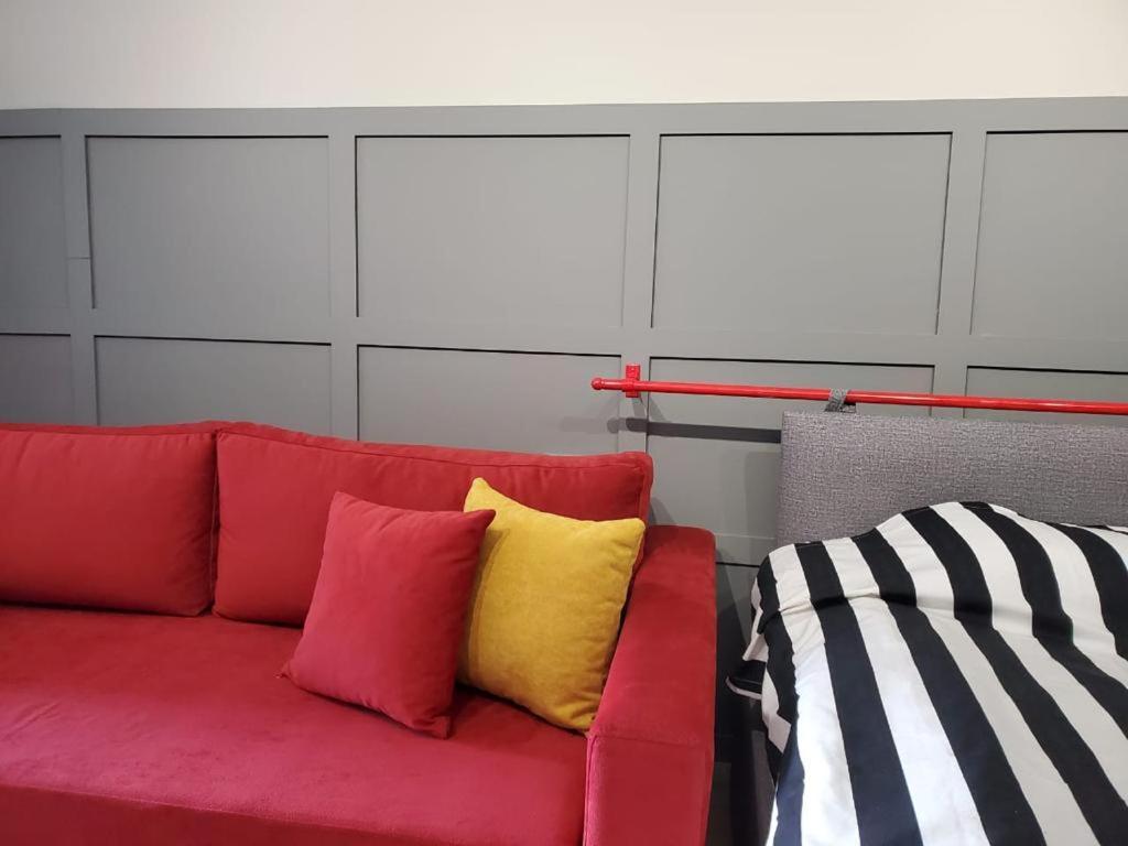 Helga'S Deluxe 3 Apartment تيرانا المظهر الخارجي الصورة